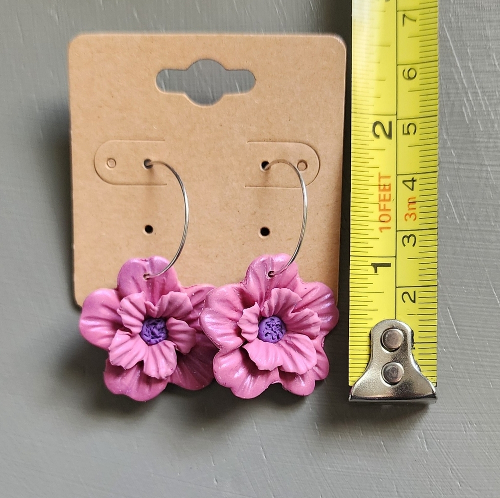 Pink Flower Clay Hoop Earrings - Picture 3 of 4